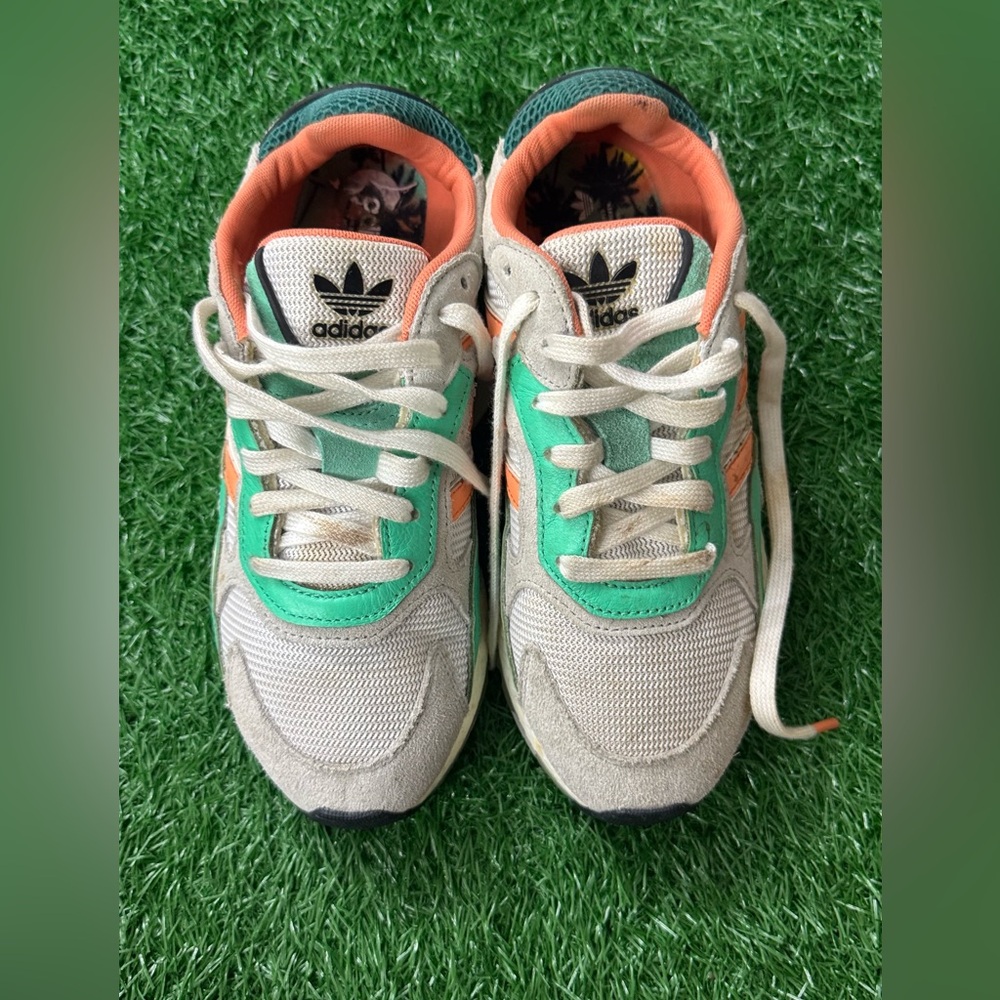 Adidas
(GS)‎ adidas Tresc Run J 'White Bliss Coral' EF7650 Size 6.5